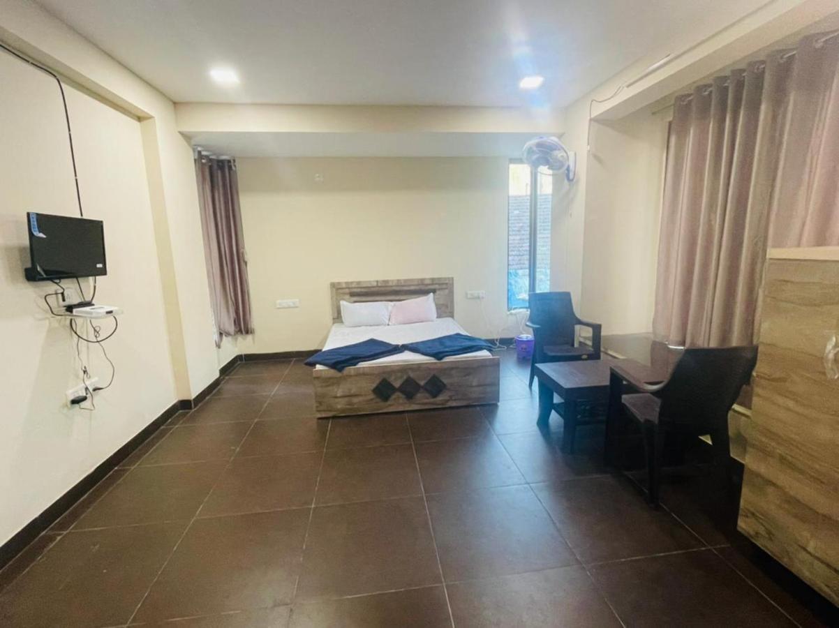 Bliss Rooms Алибаг Екстериор снимка
