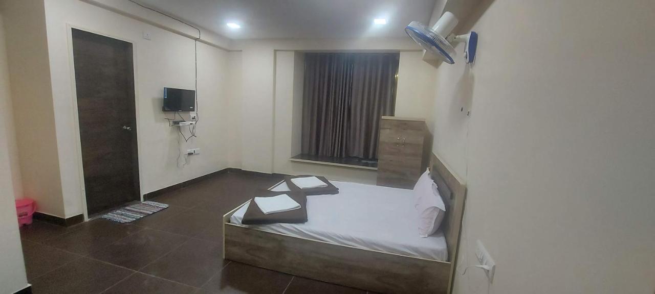 Bliss Rooms Алибаг Екстериор снимка