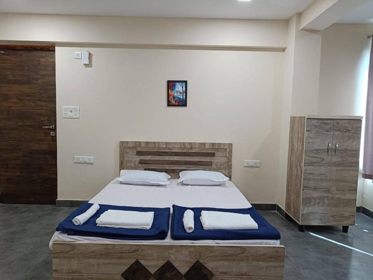 Bliss Rooms Алибаг Екстериор снимка